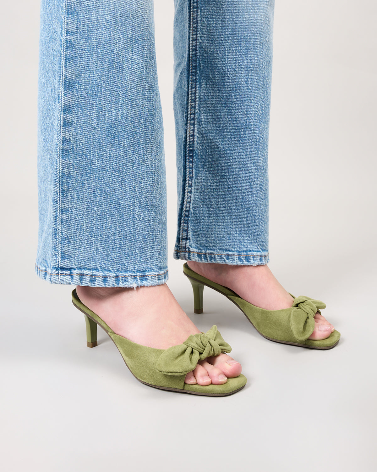 #color_olive